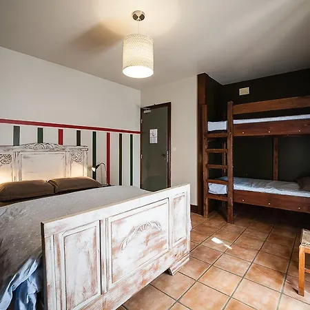 فندق مبيت وإفطار Le Moulin De Planiol 3*