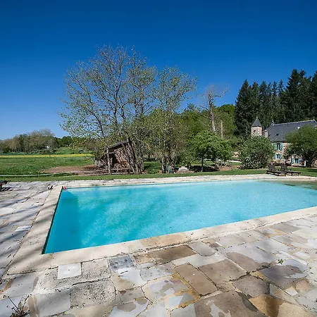 فندق مبيت وإفطار Le Moulin De Planiol 3*