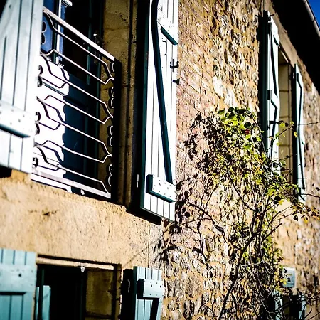 Bed & Breakfast Le Moulin De Planiol 3*