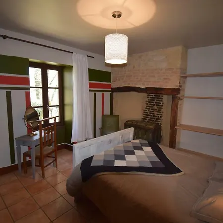 Le Moulin De Planiol Bed & Breakfast