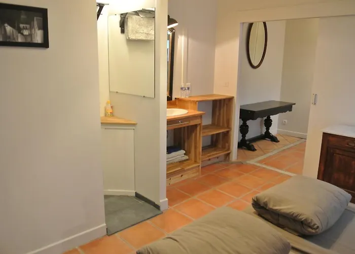 Le Moulin De Planiol Frühstückspension