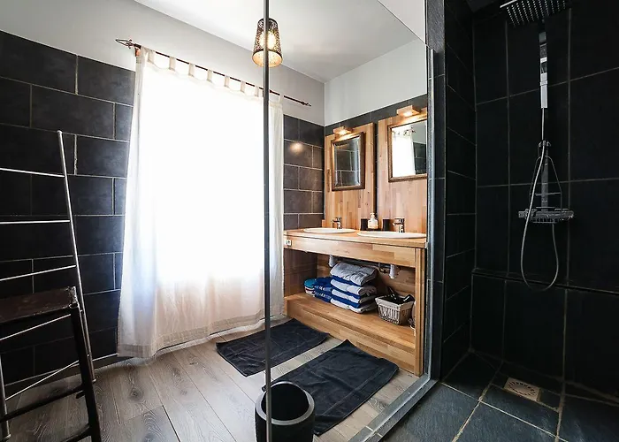 Le Moulin De Planiol Frühstückspension 3*