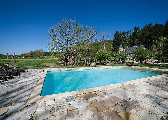 Frühstückspension Le Moulin De Planiol 3*