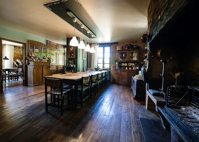 Frühstückspension Le Moulin De Planiol 3*