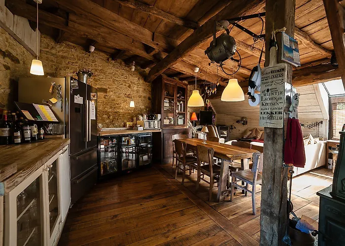 Le Moulin De Planiol 3*