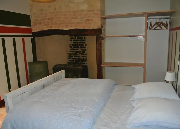 Couette-café Le Moulin De Planiol 3*